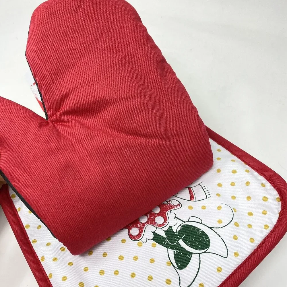DISNEY MINNIE MOUSE HOLIDAY OVERSIZED OVEN MITT & POT HOLDER‎ SET CHRISTMAS